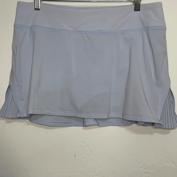 lululemon athletica Pants - Lululemon Gray Silver Athletic Skort Skirt Short Tennis